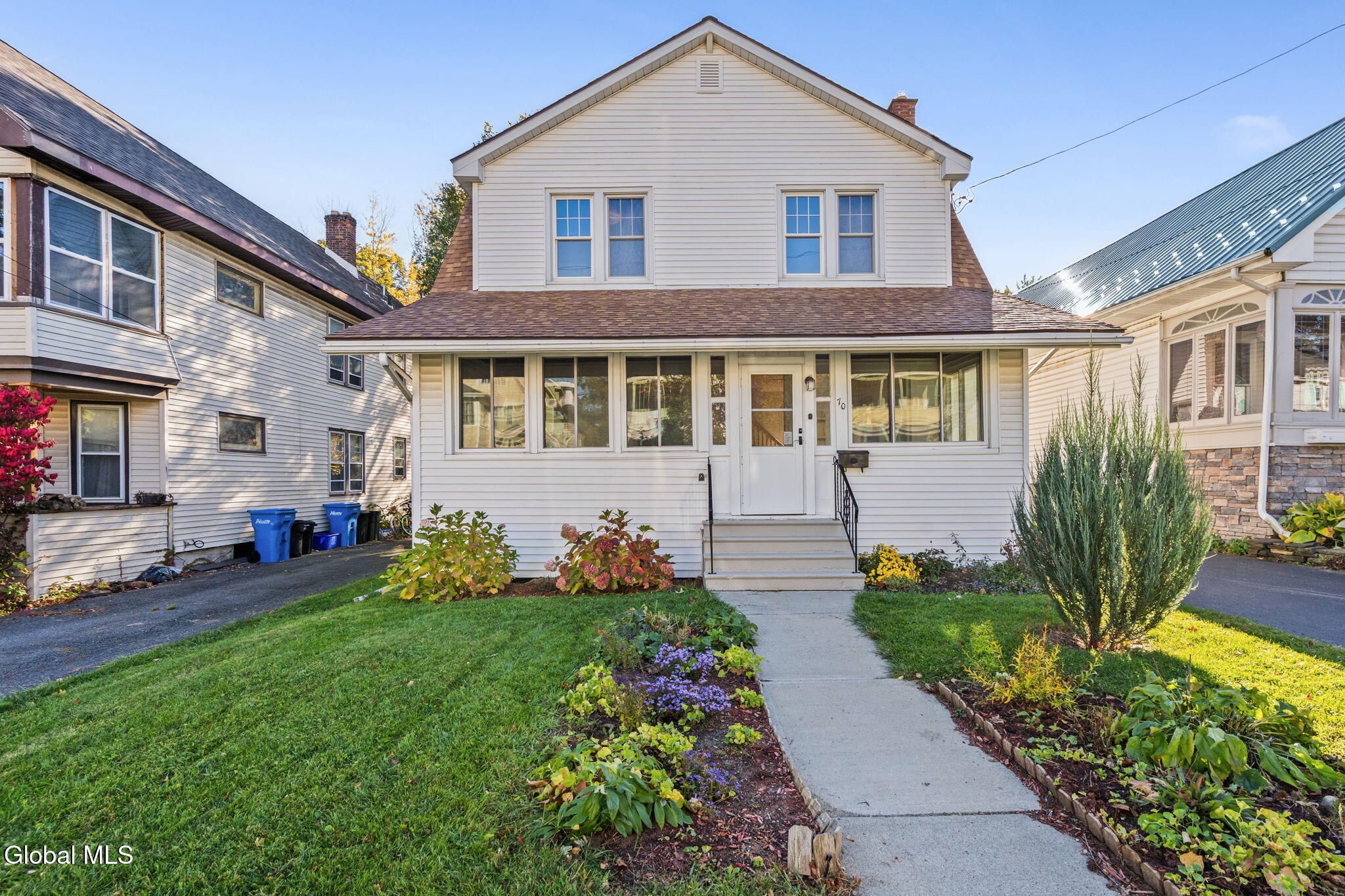 70 Pinewood Avenue Albany NY 12208