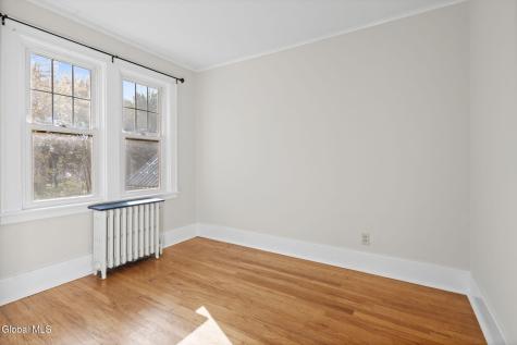 70 Pinewood Avenue Albany NY 12208