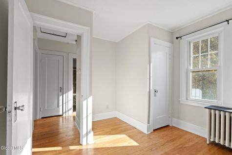 70 Pinewood Avenue Albany NY 12208