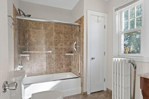 70 Pinewood Avenue Albany NY 12208
