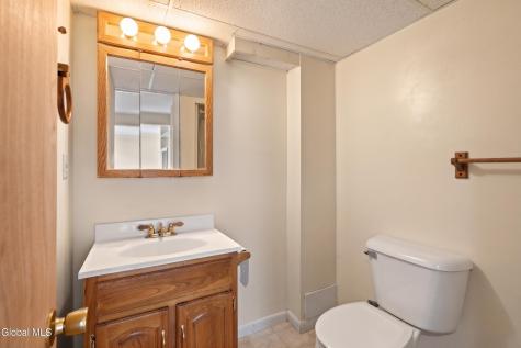 70 Pinewood Avenue Albany NY 12208