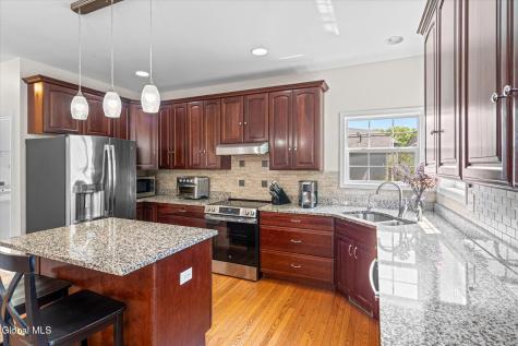 6 Lenca Court Wilton NY 12831
