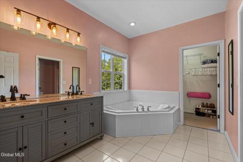 6 Lenca Court Wilton NY 12831