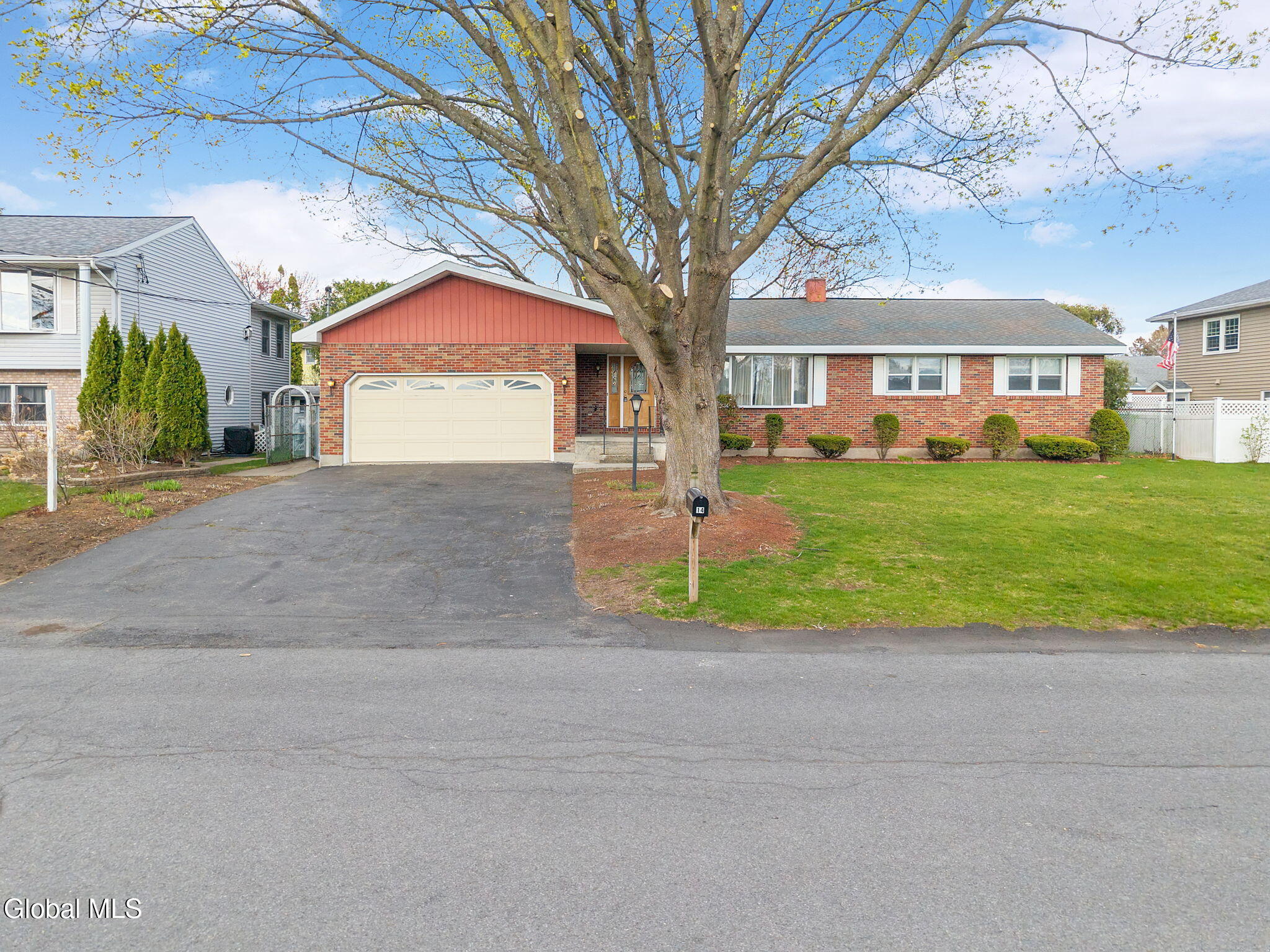 14 Ledgewood Drive Albany NY 12205