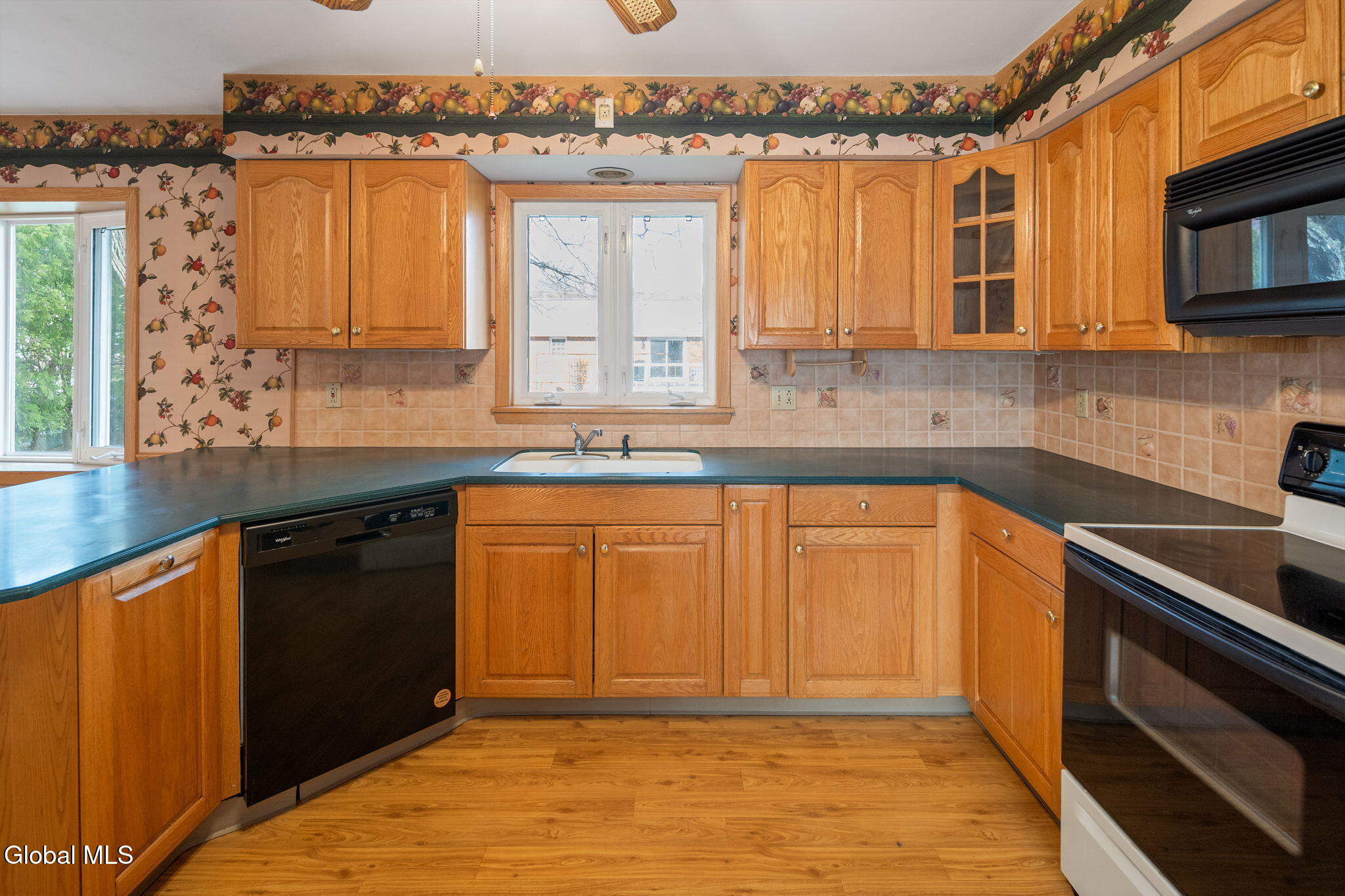 14 Ledgewood Drive Albany NY 12205