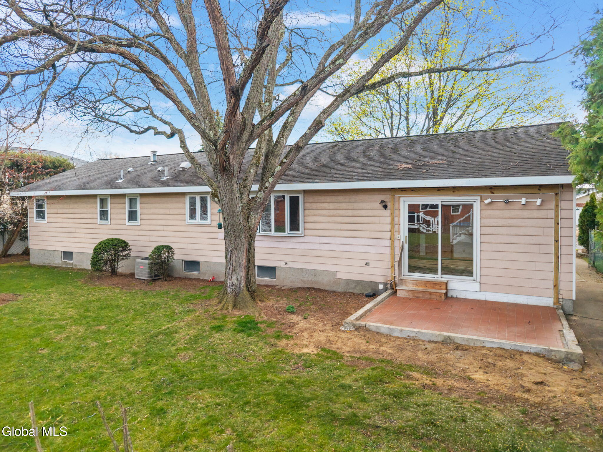 14 Ledgewood Drive Albany NY 12205