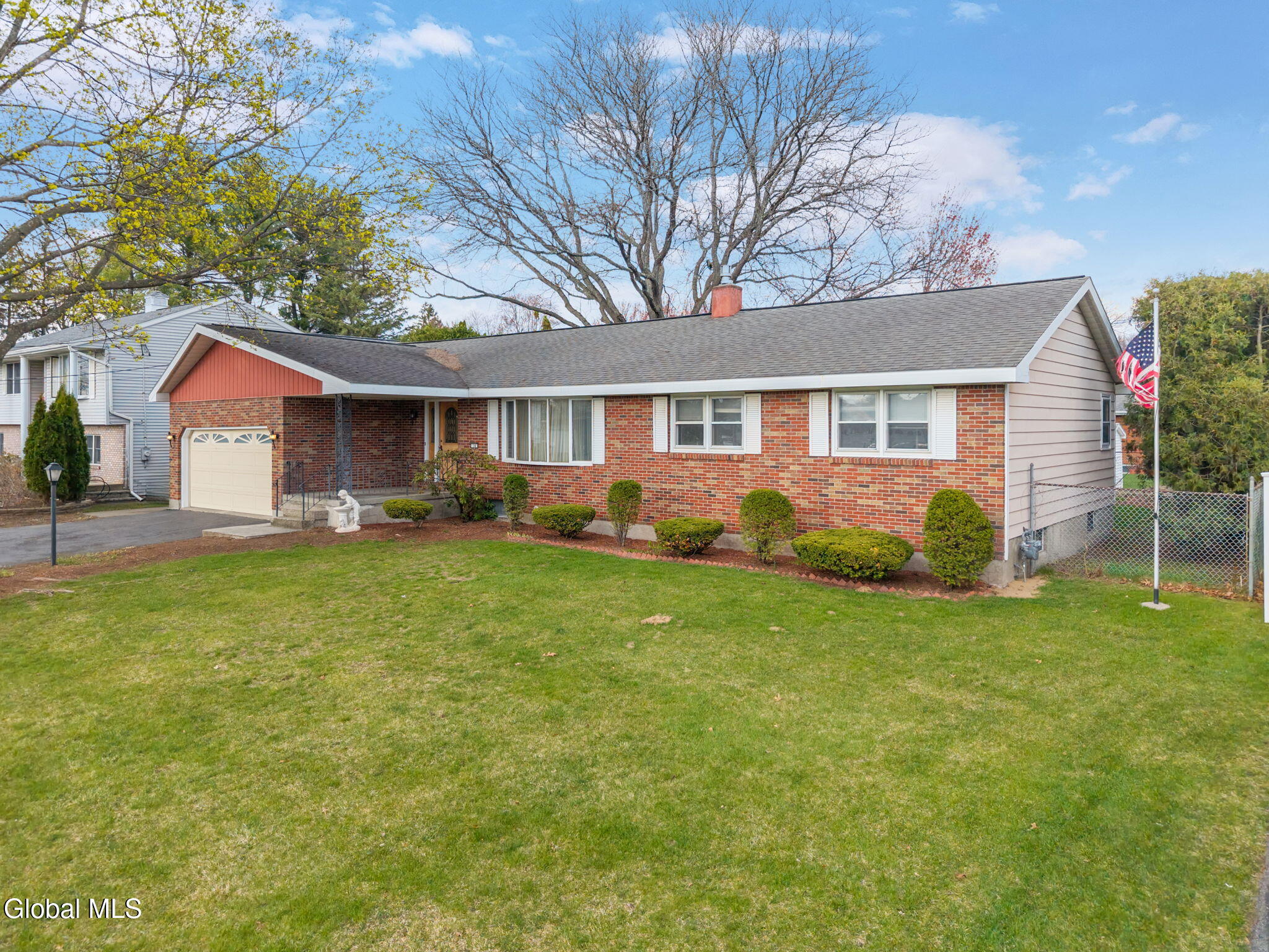14 Ledgewood Drive Albany NY 12205