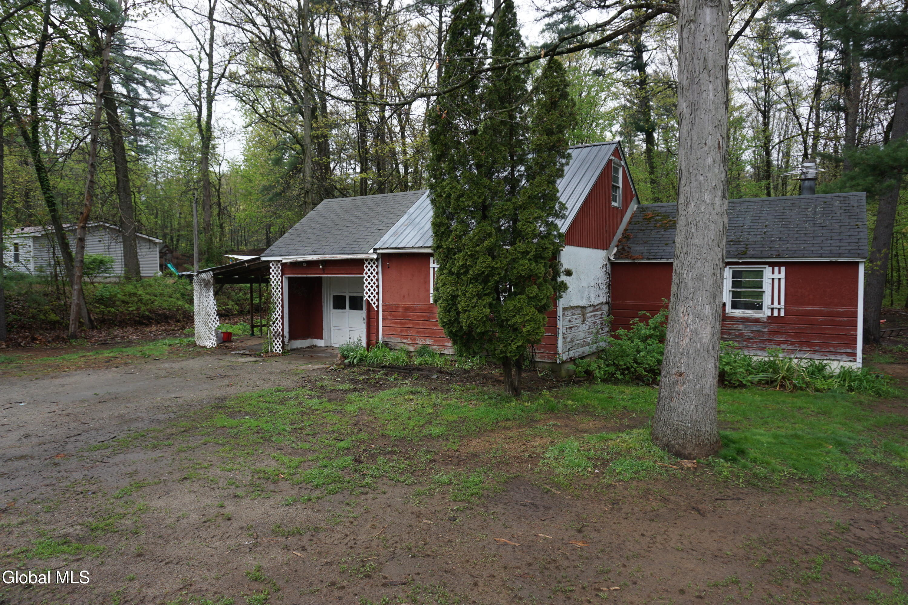 8 Scout Road Gansevoort NY 12831