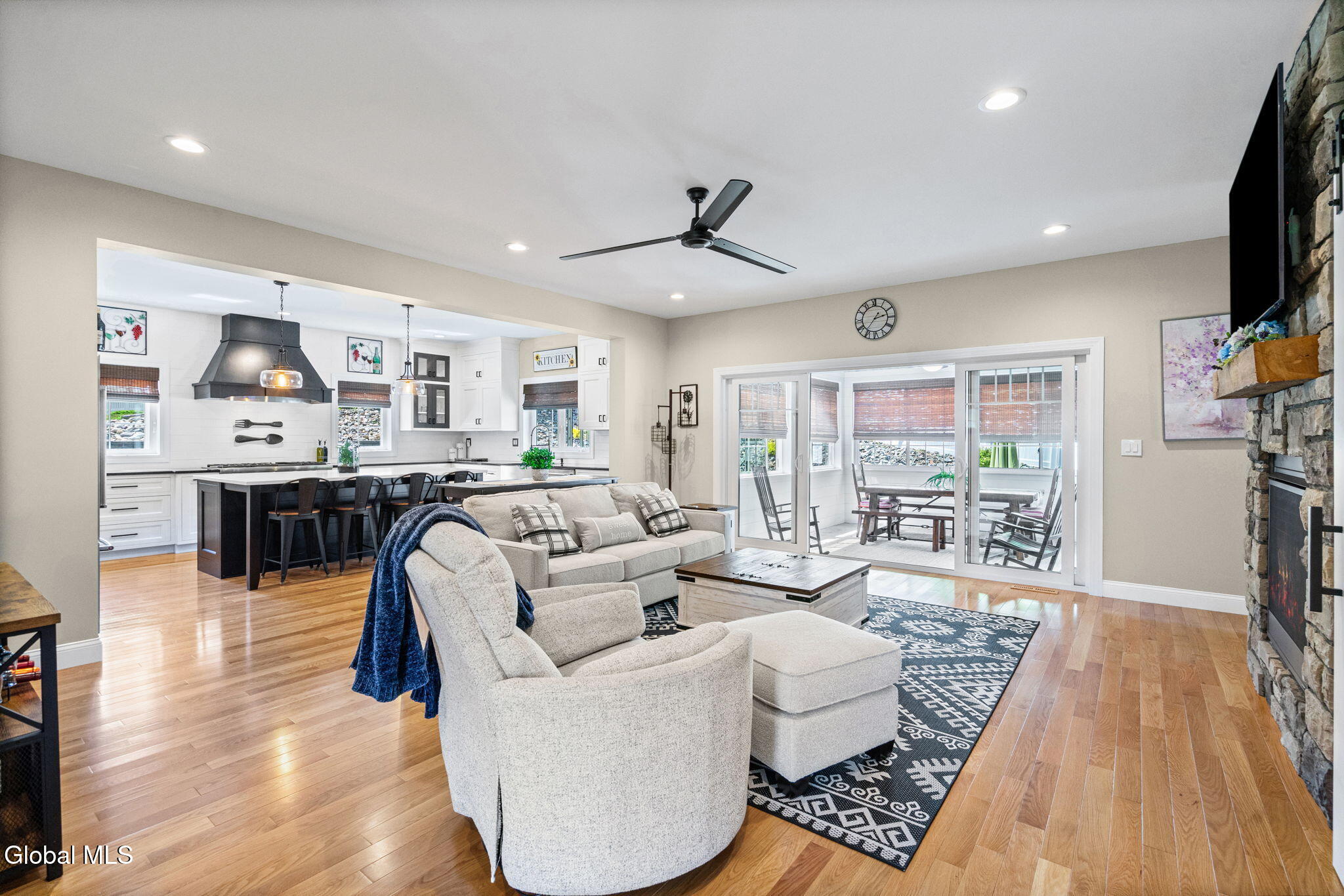 1 Londonderry Way Colonie NY 12309