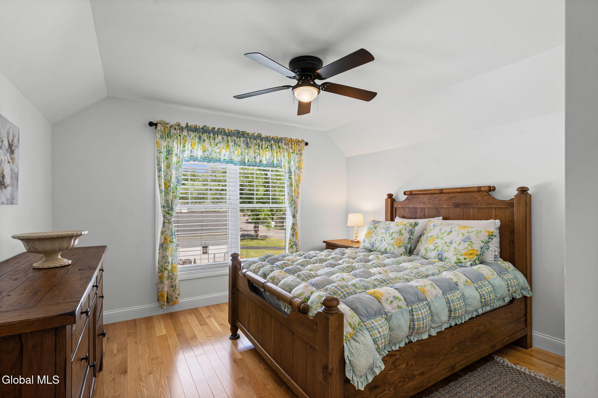 1 Londonderry Way Colonie NY 12309