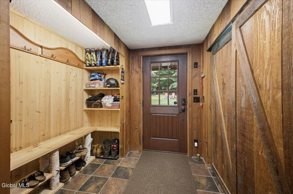 31 Chatiemac Trail North Creek NY 12853