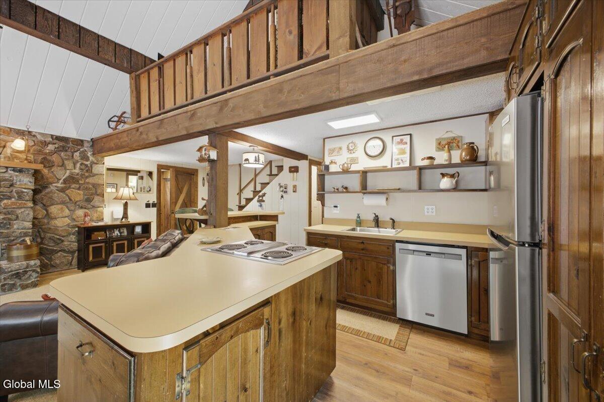 31 Chatiemac Trail North Creek NY 12853