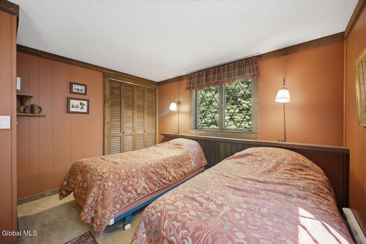 31 Chatiemac Trail North Creek NY 12853