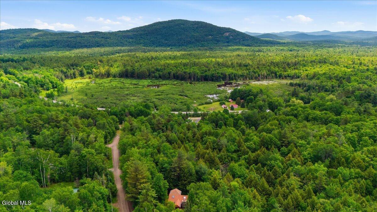 31 Chatiemac Trail North Creek NY 12853