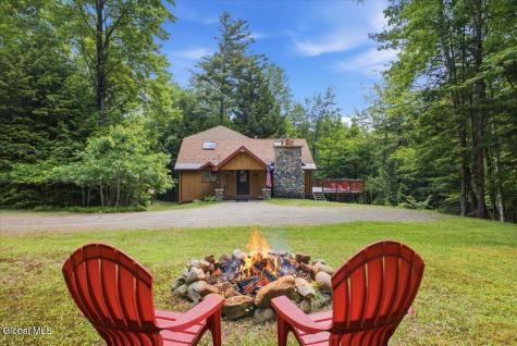 31 Chatiemac Trail North Creek NY 12853