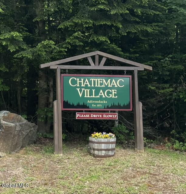 31 Chatiemac Trail North Creek NY 12853
