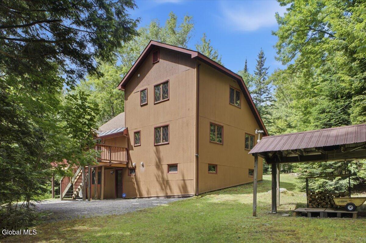 31 Chatiemac Trail North Creek NY 12853