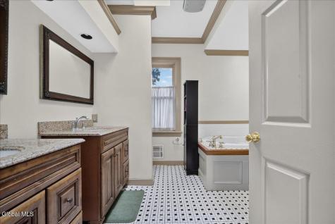 20 George Street Saratoga Springs NY 12866
