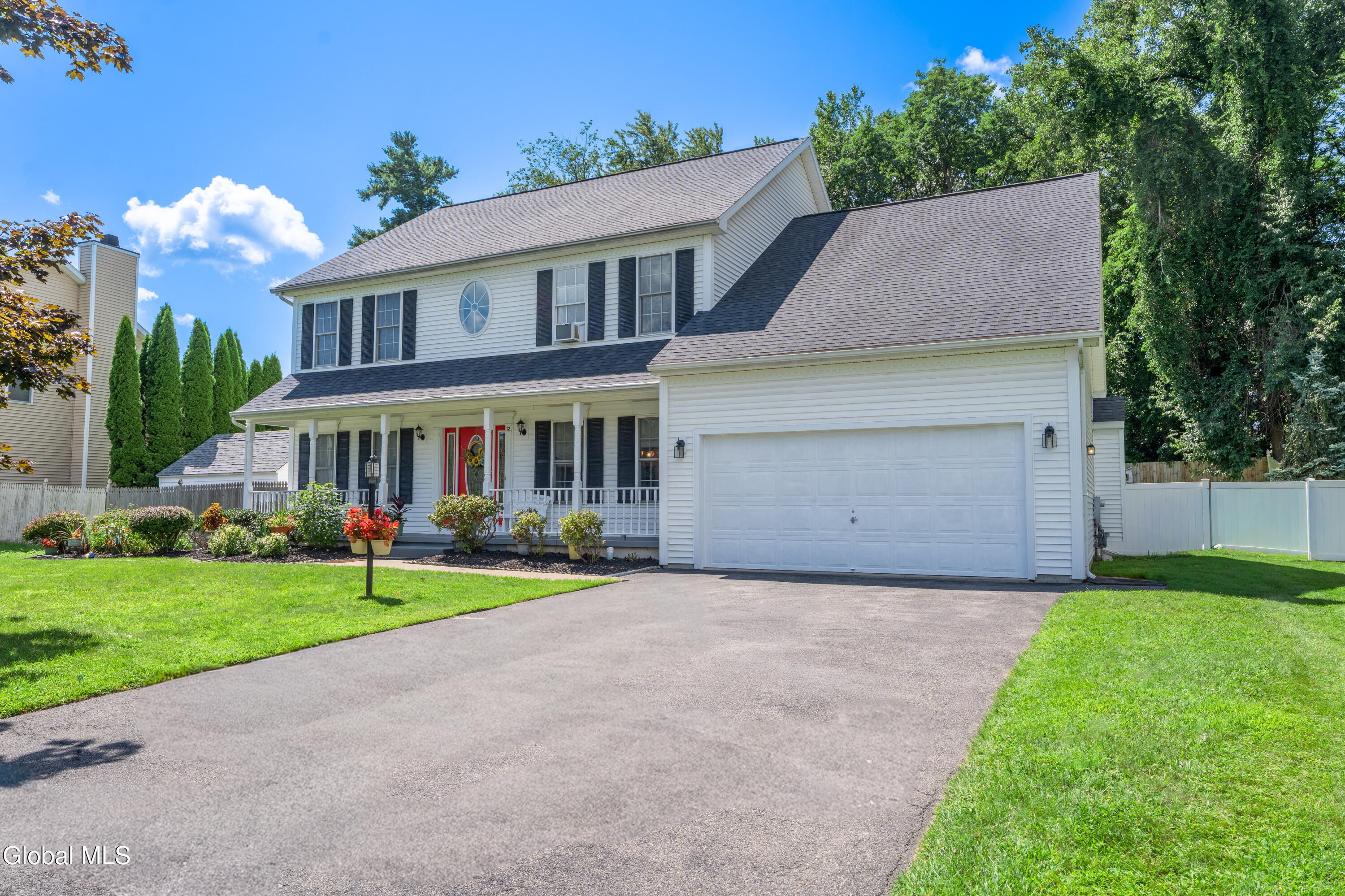 12 Sarah Court Colonie NY 12205