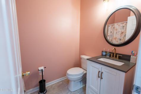 12 Sarah Court Colonie NY 12205