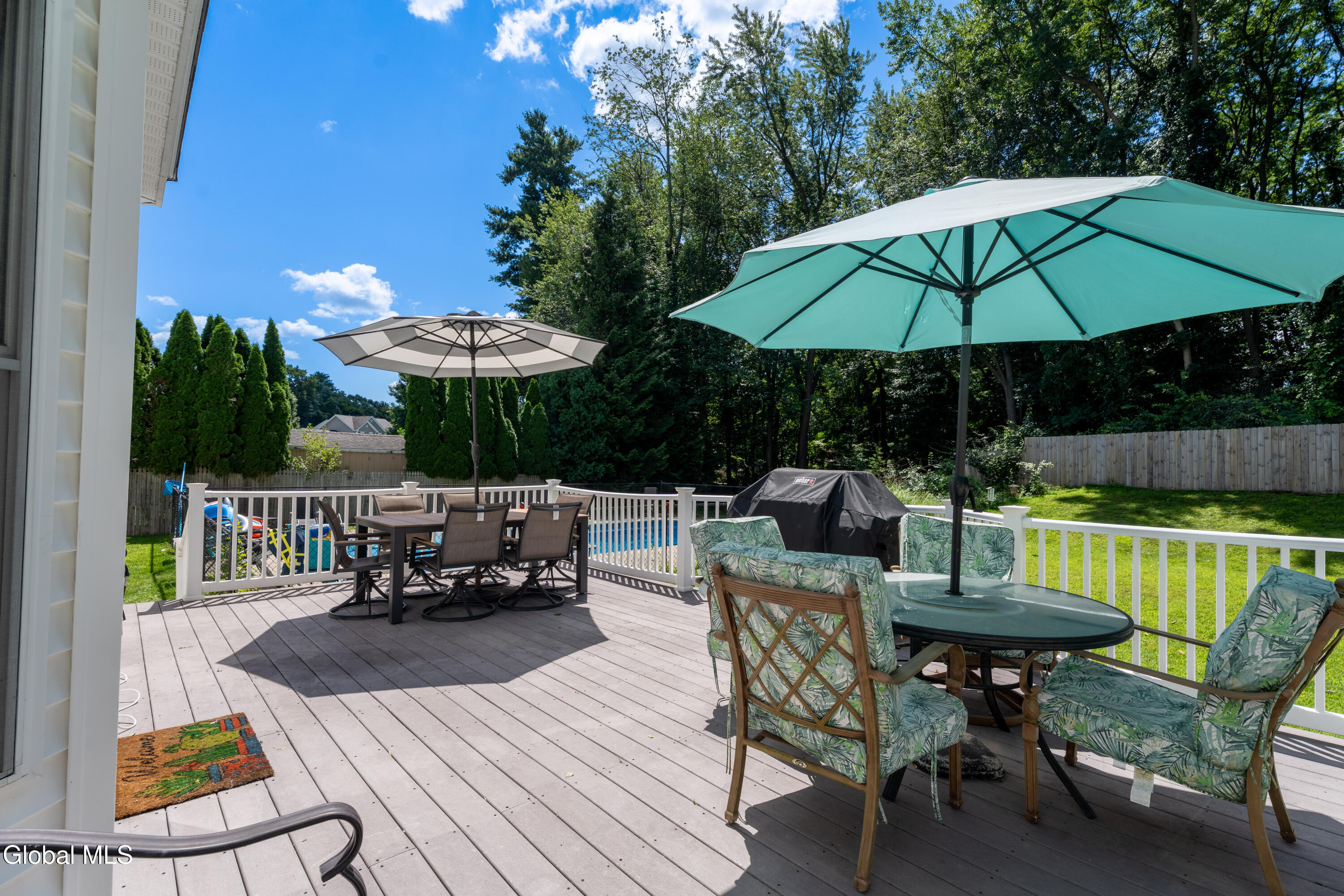 12 Sarah Court Colonie NY 12205
