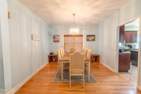 12 Sarah Court Colonie NY 12205