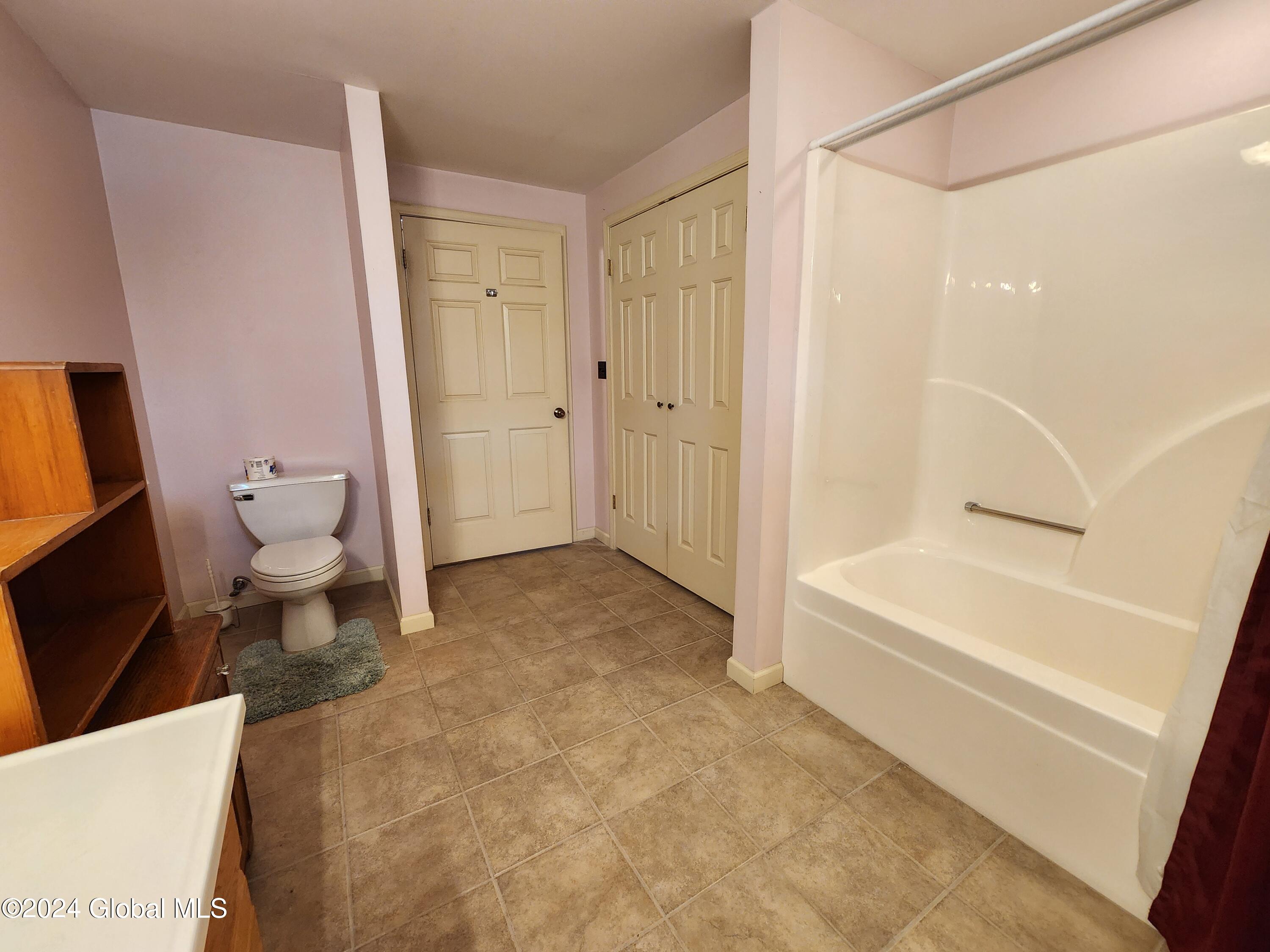 1382 Carlisle Road Sprakers NY 12166