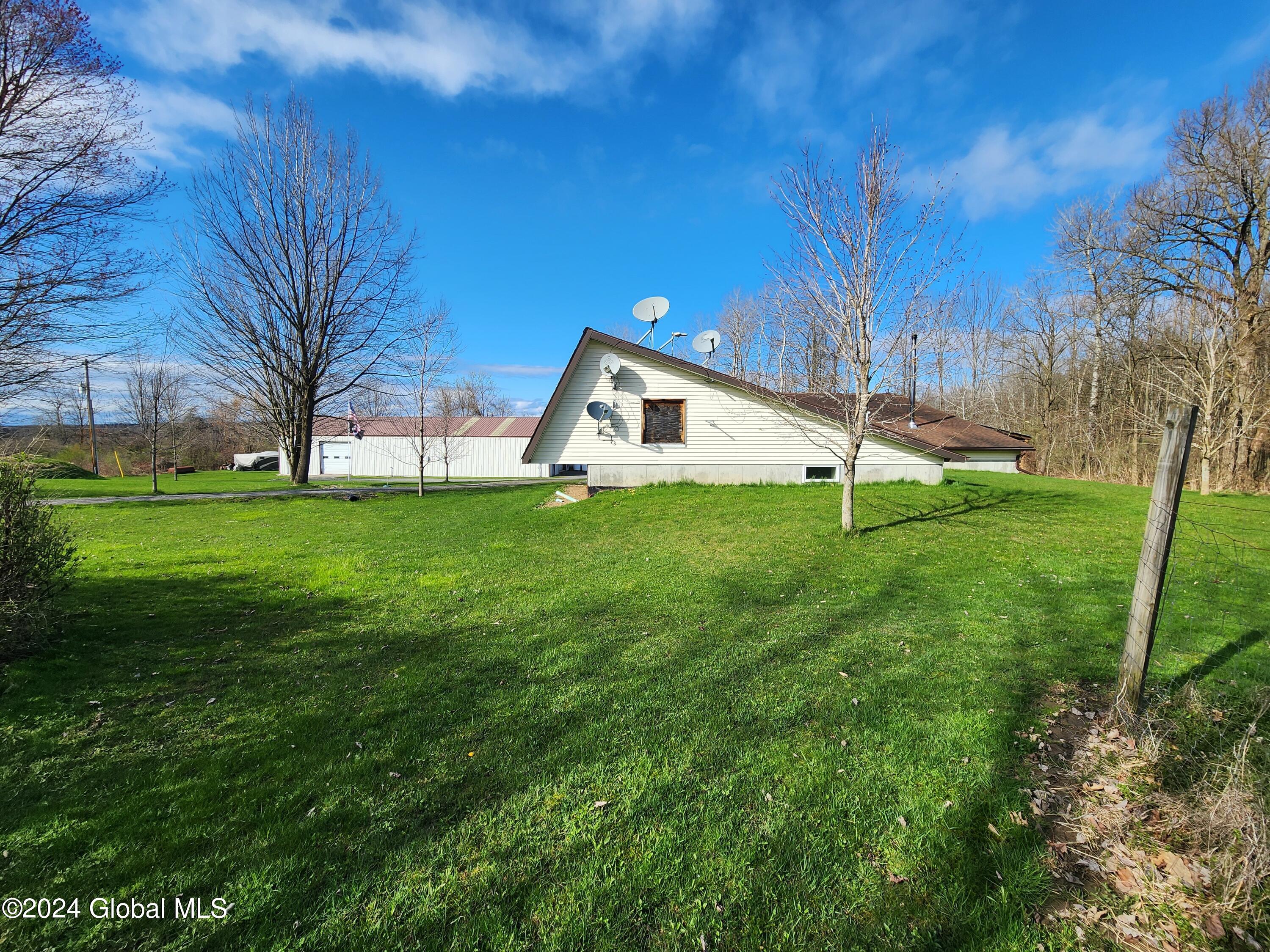 1382 Carlisle Road Sprakers NY 12166