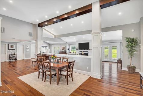 284 Loudon Road Loudonville NY 12211