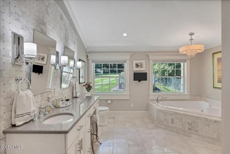 284 Loudon Road Loudonville NY 12211