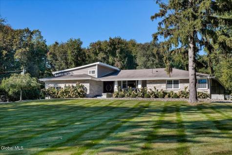 284 Loudon Road Loudonville NY 12211