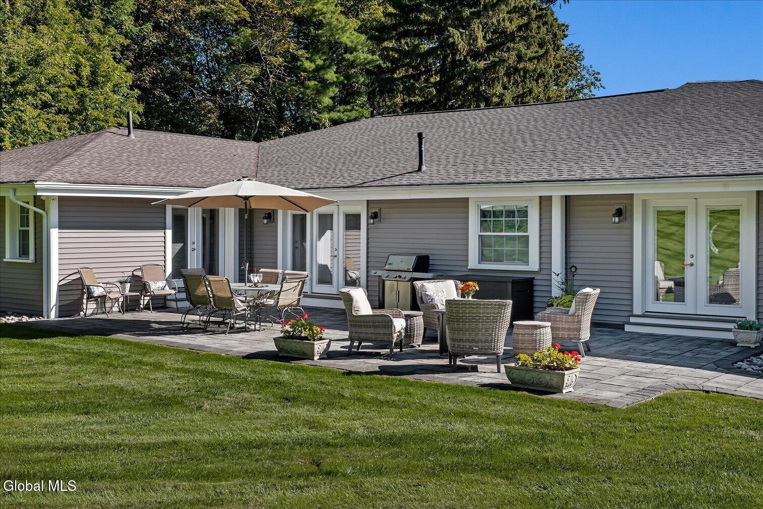 284 Loudon Road Loudonville NY 12211