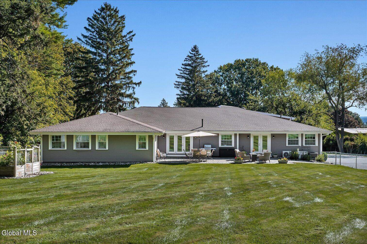 284 Loudon Road Loudonville NY 12211