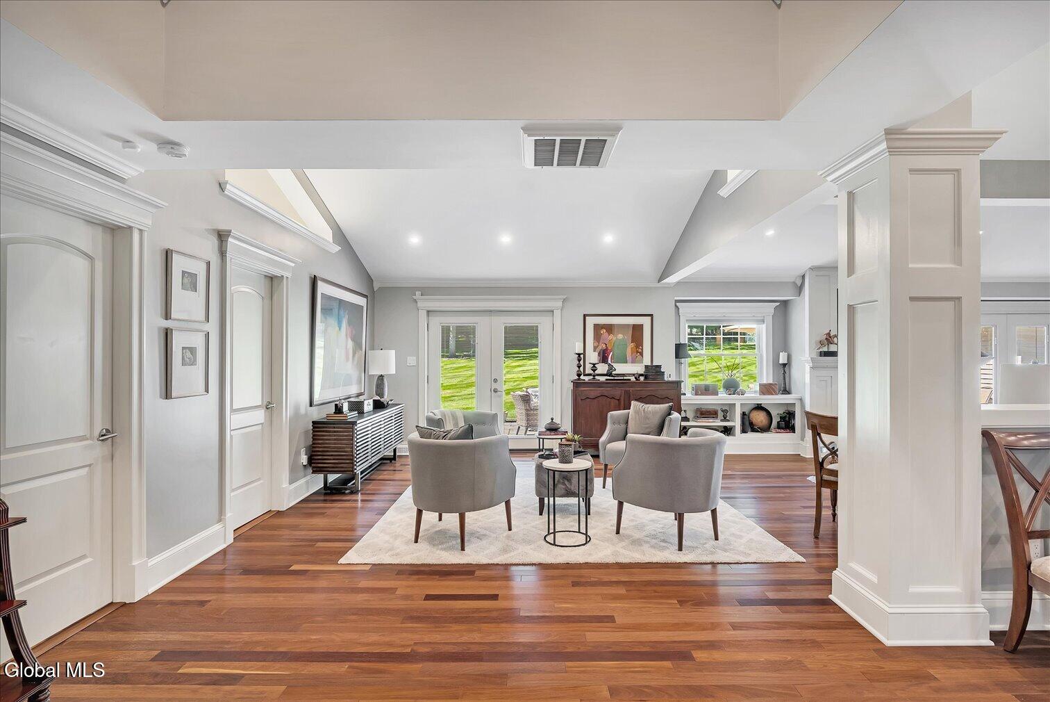 284 Loudon Road Loudonville NY 12211