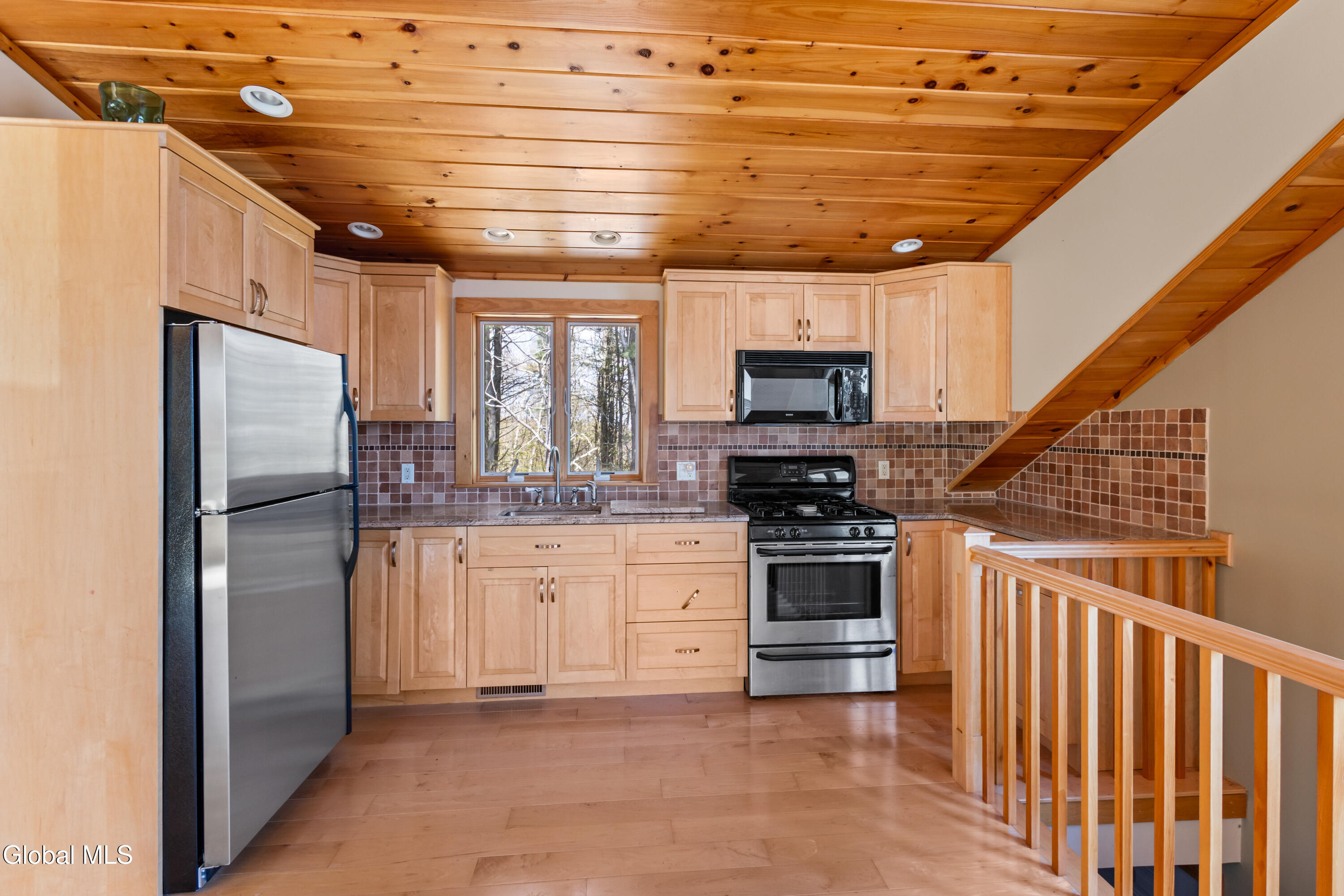 25 Rockledge Road Canaan NY 12029