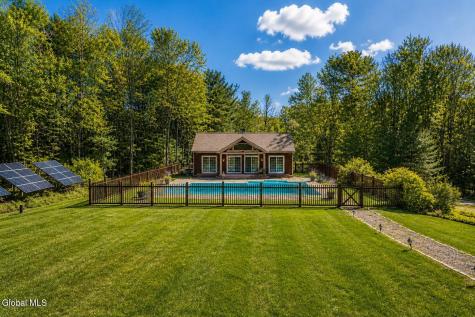 25 Rockledge Road Canaan NY 12029