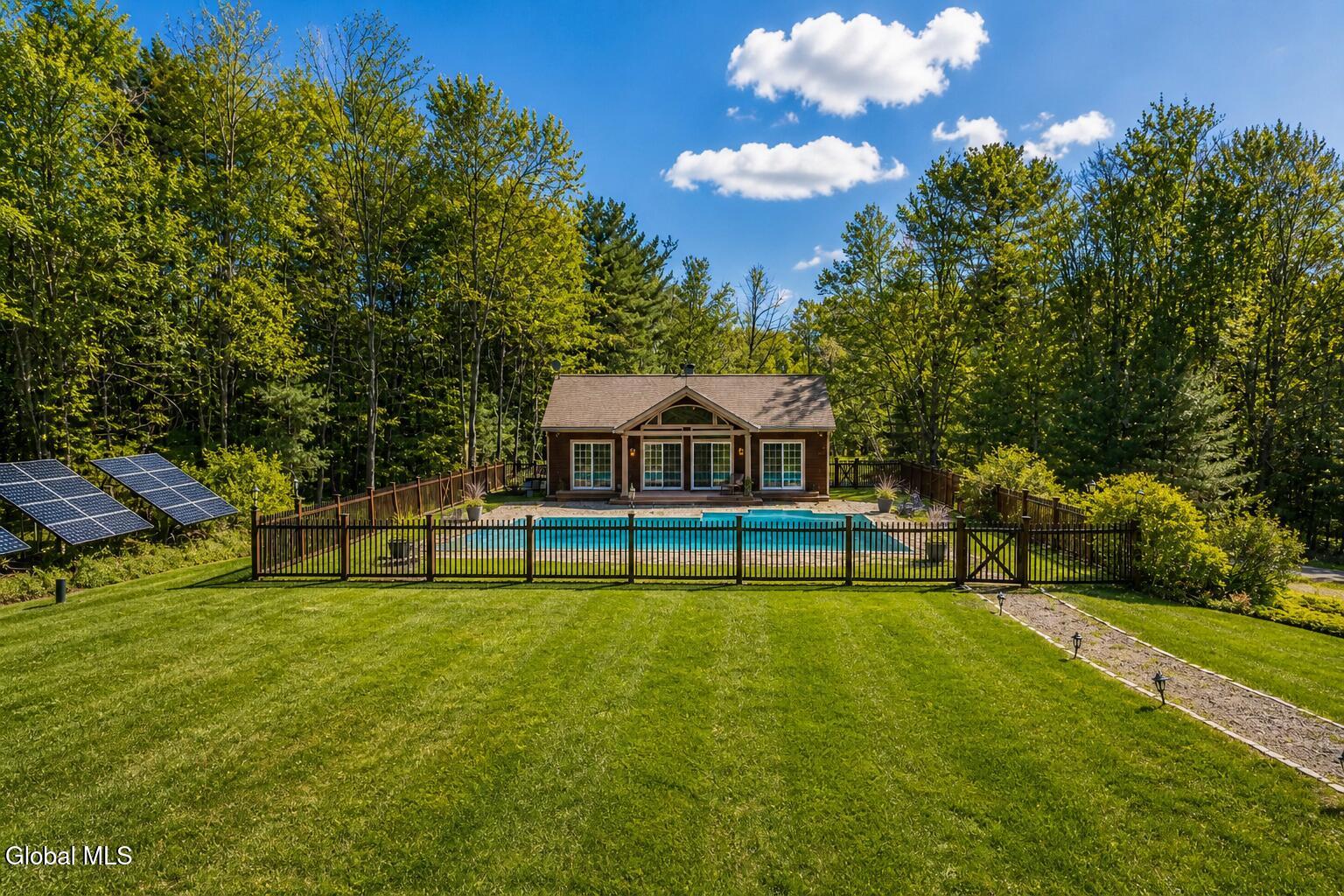 25 Rockledge Road Canaan NY 12029