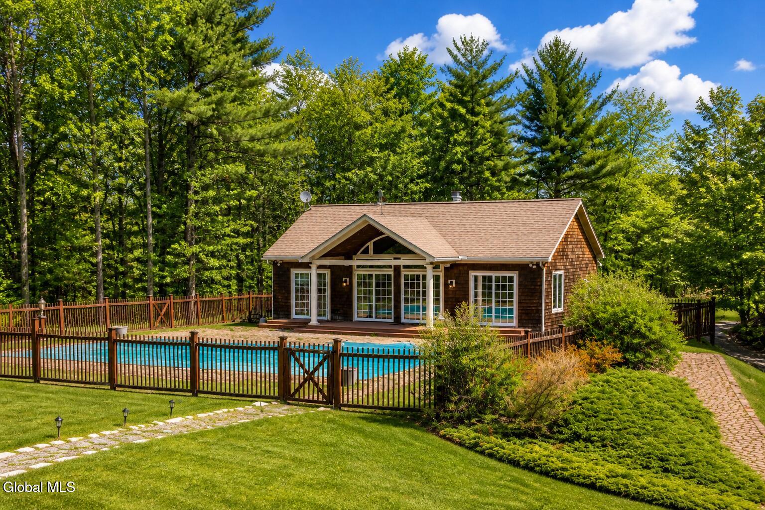 25 Rockledge Road Canaan NY 12029