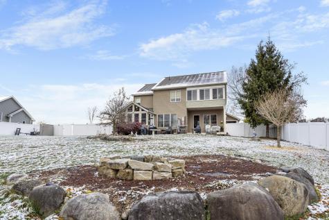 18 Ridgeview Road Gansevoort NY 12831