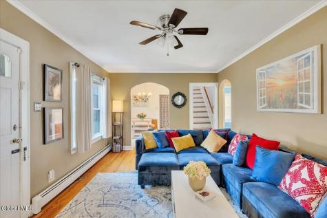 1814 Nott Street Schenectady NY 12309