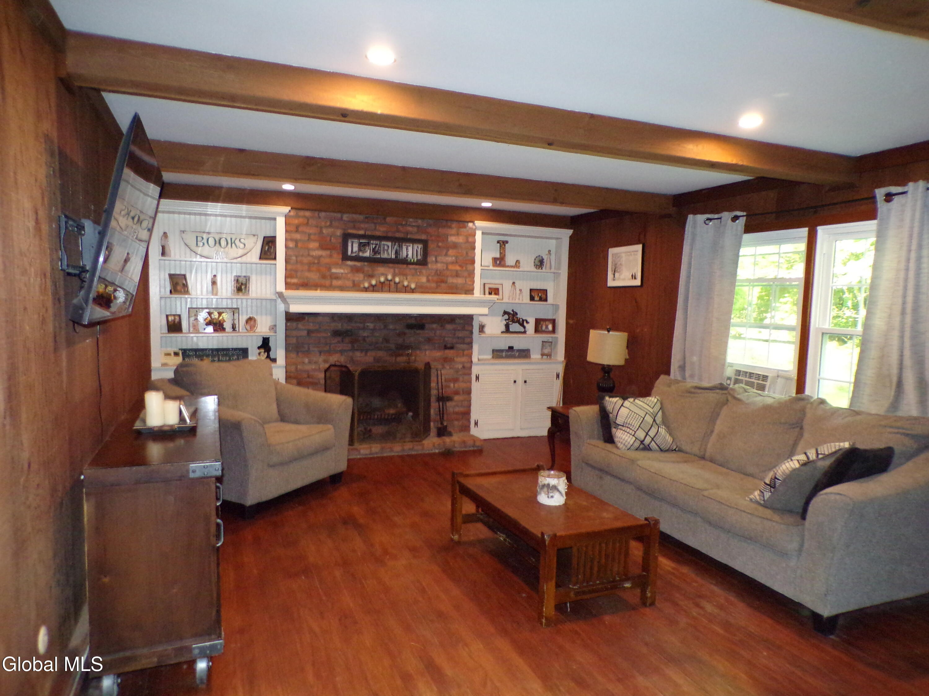 19 Oakwood Drive Queensbury NY 12804