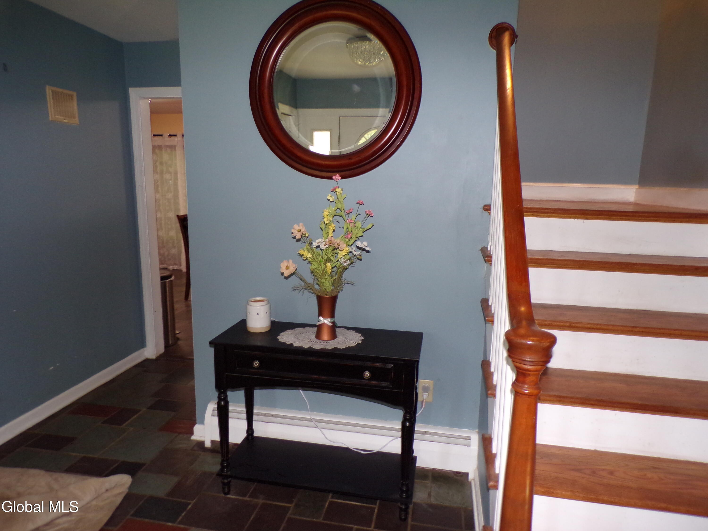 19 Oakwood Drive Queensbury NY 12804