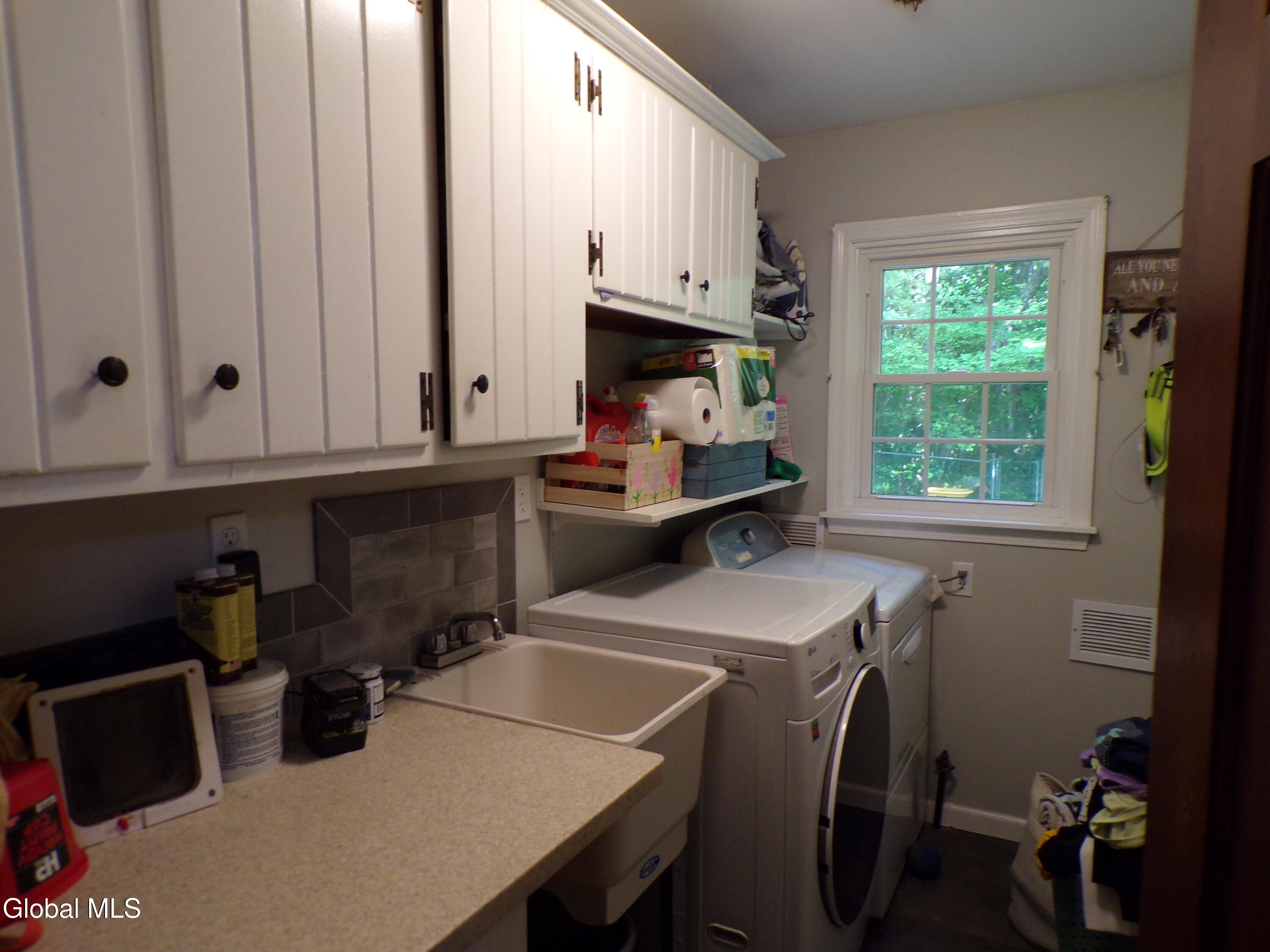 19 Oakwood Drive Queensbury NY 12804