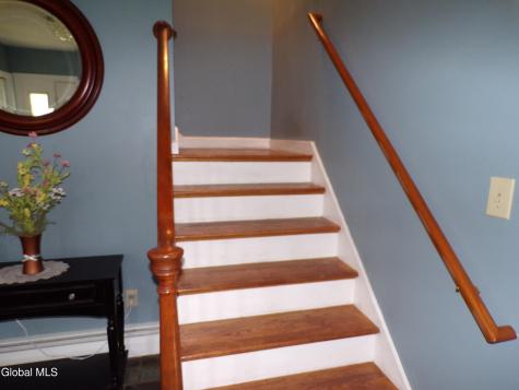 19 Oakwood Drive Queensbury NY 12804