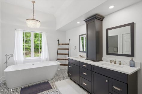 100 Southard Road Saratoga Springs NY 12866