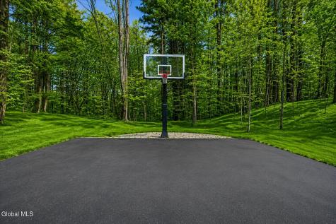 100 Southard Road Saratoga Springs NY 12866