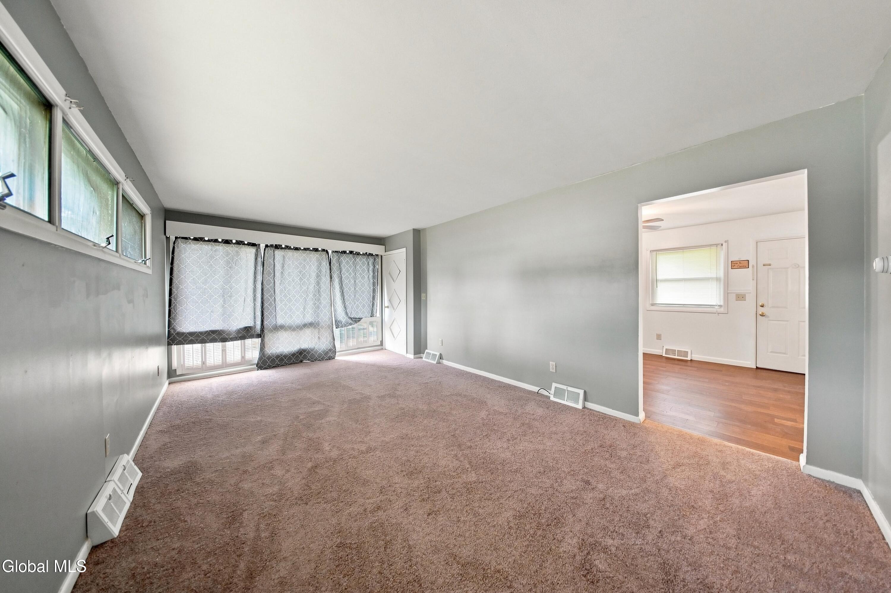 2615 16th Street Troy NY 12180