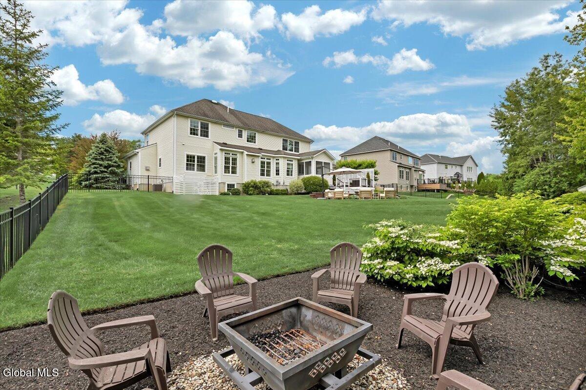 13 Tipperary Way Ballston Lake NY 12019