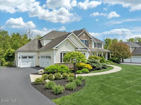 13 Tipperary Way Ballston Lake NY 12019
