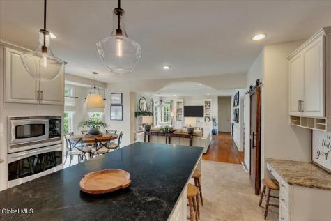 13 Tipperary Way Ballston Lake NY 12019